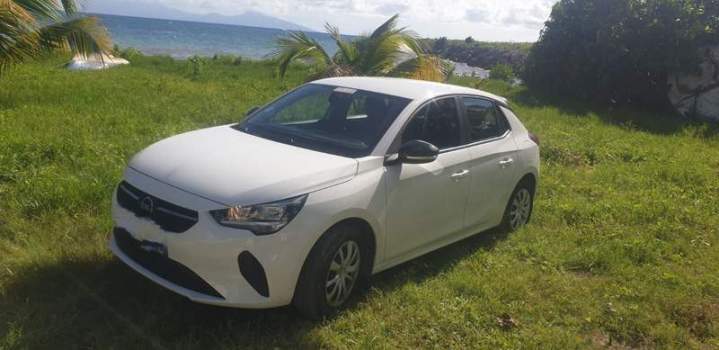 Véhicule disponible pour location Marie-Galante